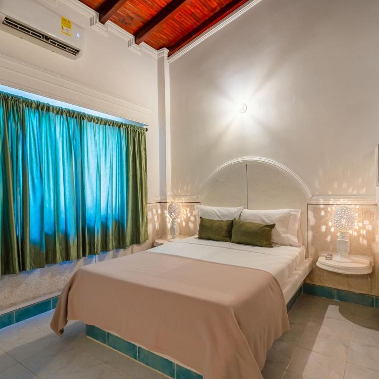 Hotel Cocoliso Island Resort - Economy Double Room - 7