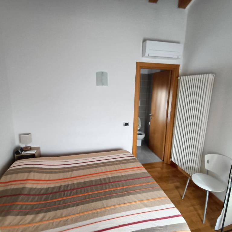 Il Nido - Villetta in posizione strategica - Habitación Doble con baño privado - 9