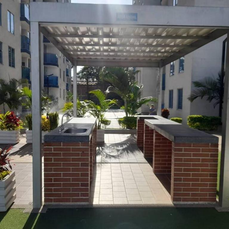 Hermoso apartamento con piscina ubicado cerca a los principales centros comerciales - Apartamento de 3 dormitorios - 7