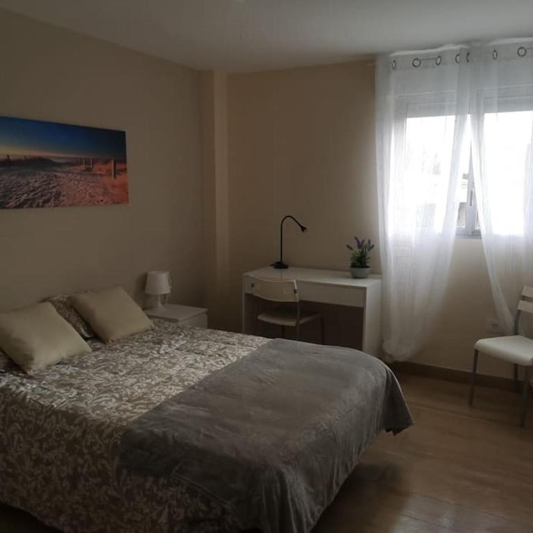 Piso completo grande 6 habitaciones, 13 plazas - Apartamento - 21