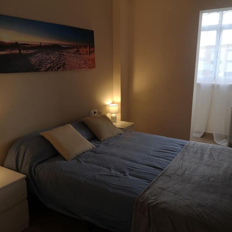 Piso completo grande 6 habitaciones, 13 plazas - Apartamento - 32