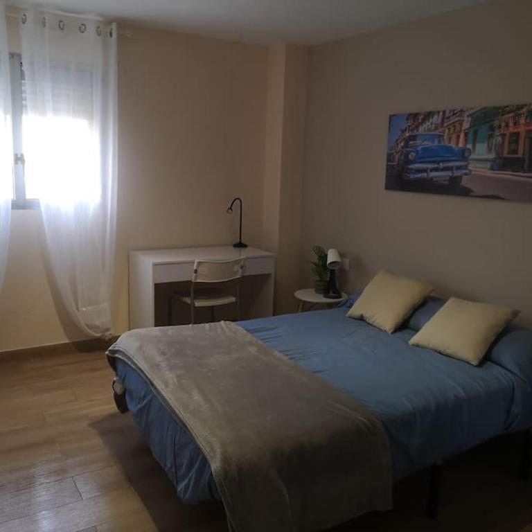 Piso completo grande 6 habitaciones, 13 plazas - Apartamento - 40