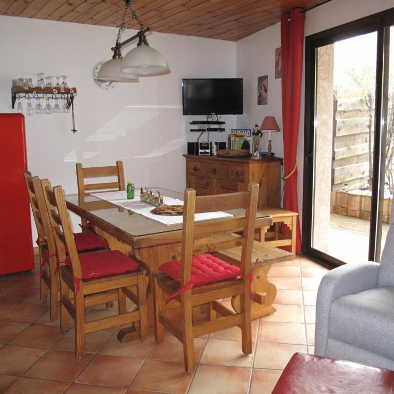 Charmant 3 pièces à Serre Chevalier, à 300m des pistes, terrasse, parking, Wi-Fi inclus - FR-1-762-2 - Appartement - 1