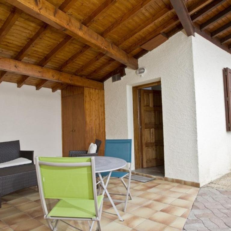 Appartement 2 pièces avec Wi-Fi et parking à Saint-Chaffrey - FR-1-762-22 - Appartement - 2