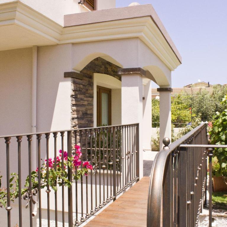 Real B&B Primo Sole - One-Bedroom Apartment with Garden View - 11