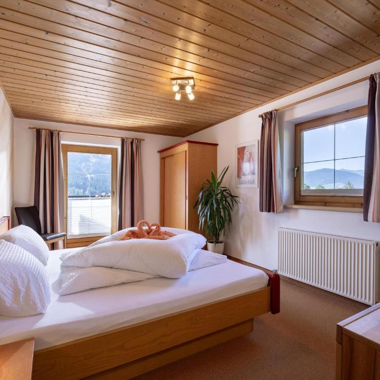Appartement Bergblick - Apartment mit 2 Schlafzimmern und Dusche - 2