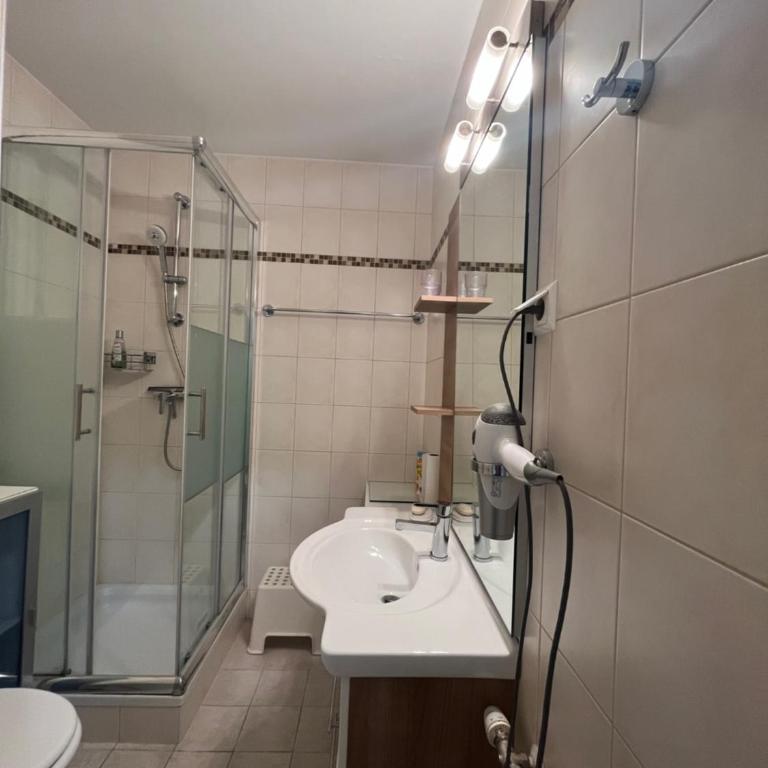 Kärnten Ossiacher See - See Apartment, zwei Zimmer Ferienwohnung mit Seezugang und Schwimmhalle - Apartment mit 2 Schlafzimmern - 11