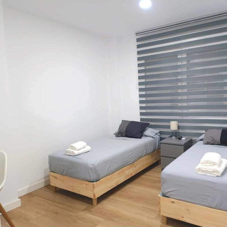 Casa de Huéspedes 12 Octubre Rooms - Budget Double Room - 11