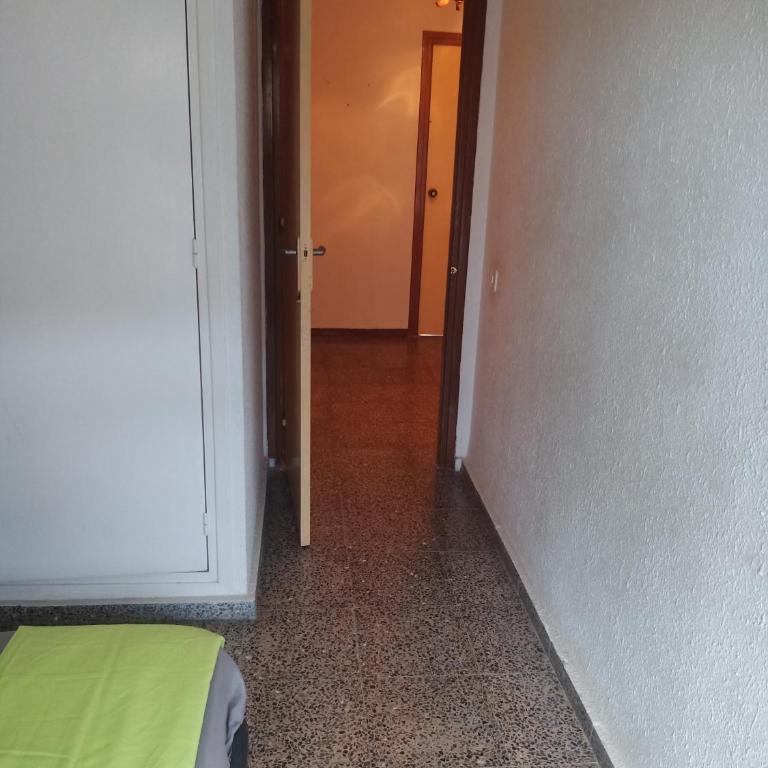 Pensíon24Todo - Cama individual en habitación compartida mixta - 8