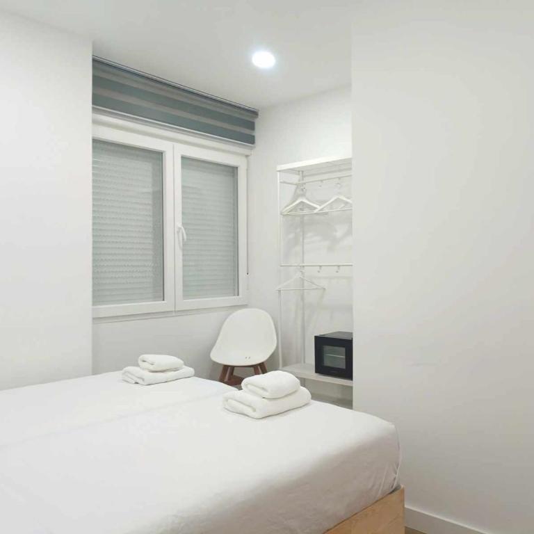 Casa de Huéspedes 12 Octubre Rooms - Budget Double Room - 16