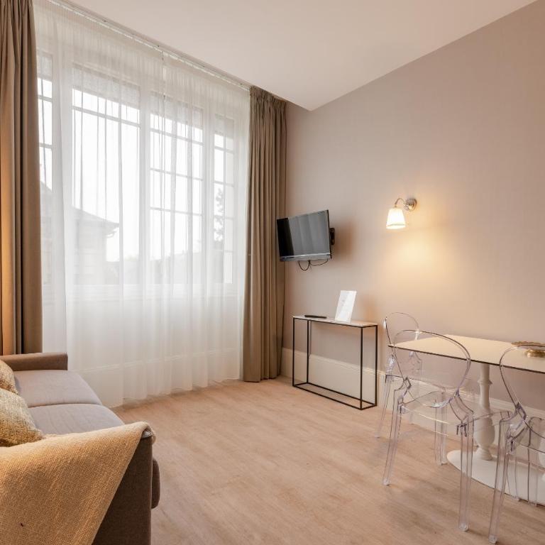 La Maison Blanche - Appart Hôtel de charme Chic & Cosy climatisé, à 350m du coeur de ville de Limoges - Accès autonome - Suite Apartment with Air-Conditioning - 6