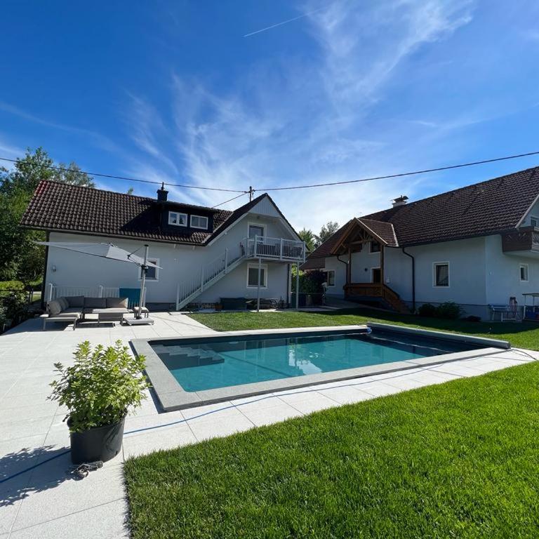 Ferienwohnung Ramsbacher - Superior Apartment mit 2 Schlafzimmern und Balkon - 2