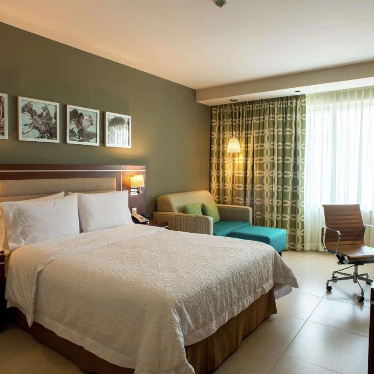 Hampton Inn by Hilton Merida - Queen Room with Sofa Bed - 1