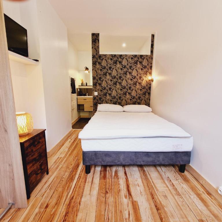 Ecueil des Neiges - Four-Bedroom House - 13