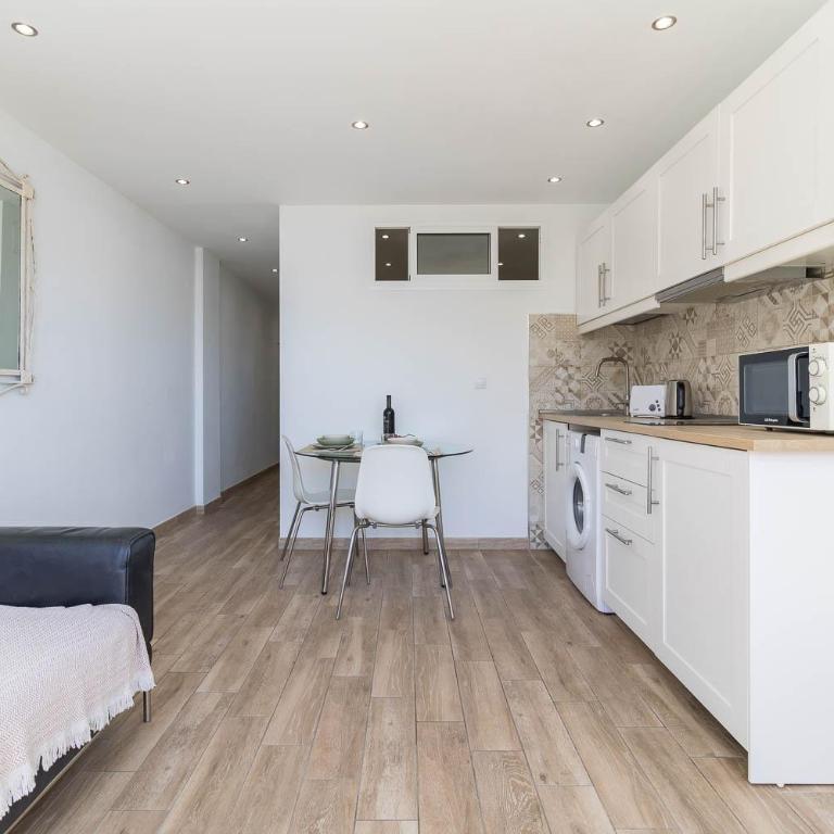 Sailor studio, 5 min to Jumbo - Apartamento con vistas a la piscina - 13