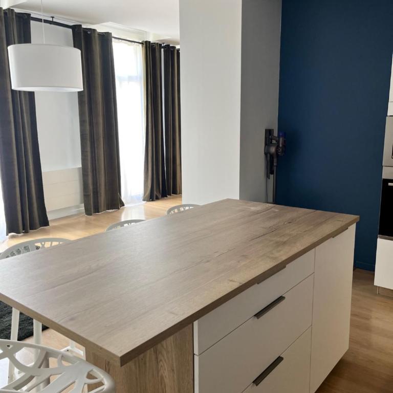 Vigne et mer-Spacieux Appartement Haussmannien-2chambres-Wifi - Appartement 2 Chambres - 5