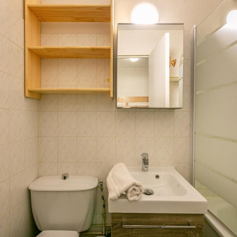 Studio sud au pied des pistes, balcon et animaux acceptés - FR-1-694-209 - Studio - 11