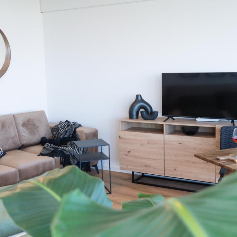 Helles Apartment mit tollem Blick über Augsburg - Apartamento con vistas a las montañas - 8