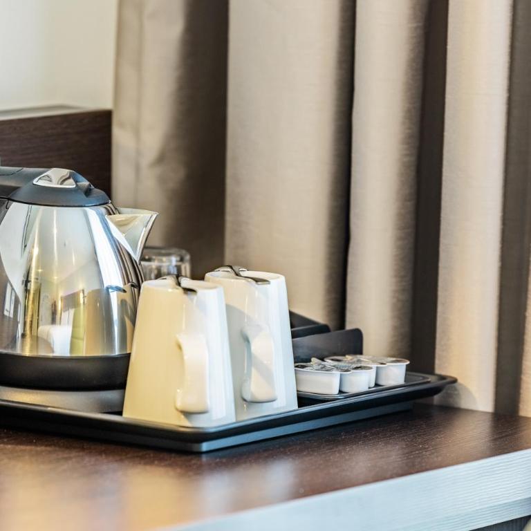 Premier Inn Nürnberg City Centre - Standard Zweibettzimmer - 3
