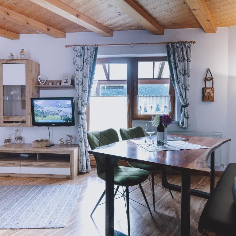 Lakeside Appartement Plattner by we rent, SUMMERCARD INCLUDED - Apartment mit 1 Schlafzimmer - 2