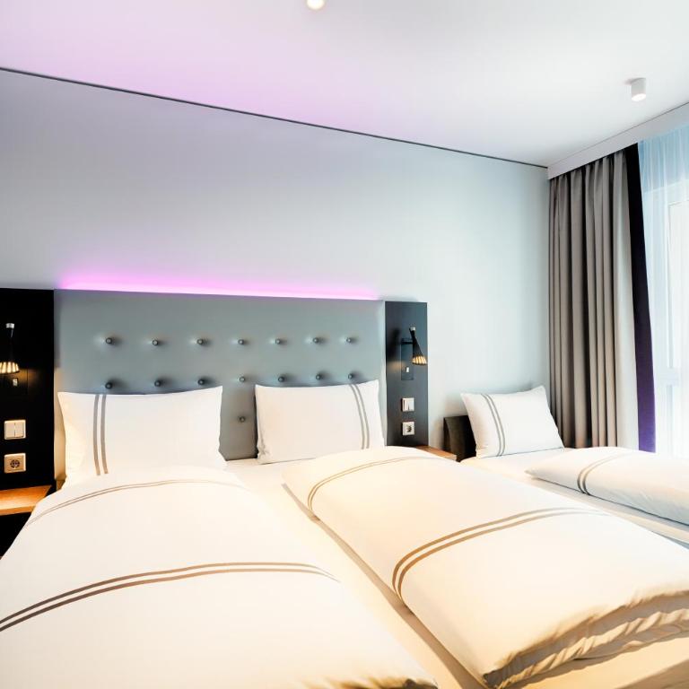 Premier Inn Nürnberg City Nordost - Standard Dreibettzimmer - 4