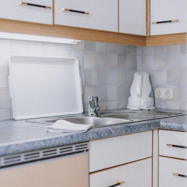 Lakeside Appartement Plattner by we rent, SUMMERCARD INCLUDED - Apartment mit Gartenblick - 9