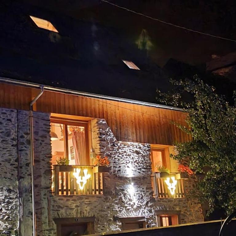 Le Cosy Lodge Départs Vélo Ski Alpe d'Huez 2 Alpes La Grave Détente Jacuzzi Piscine Sauna Bar Billard - Chalet - 53