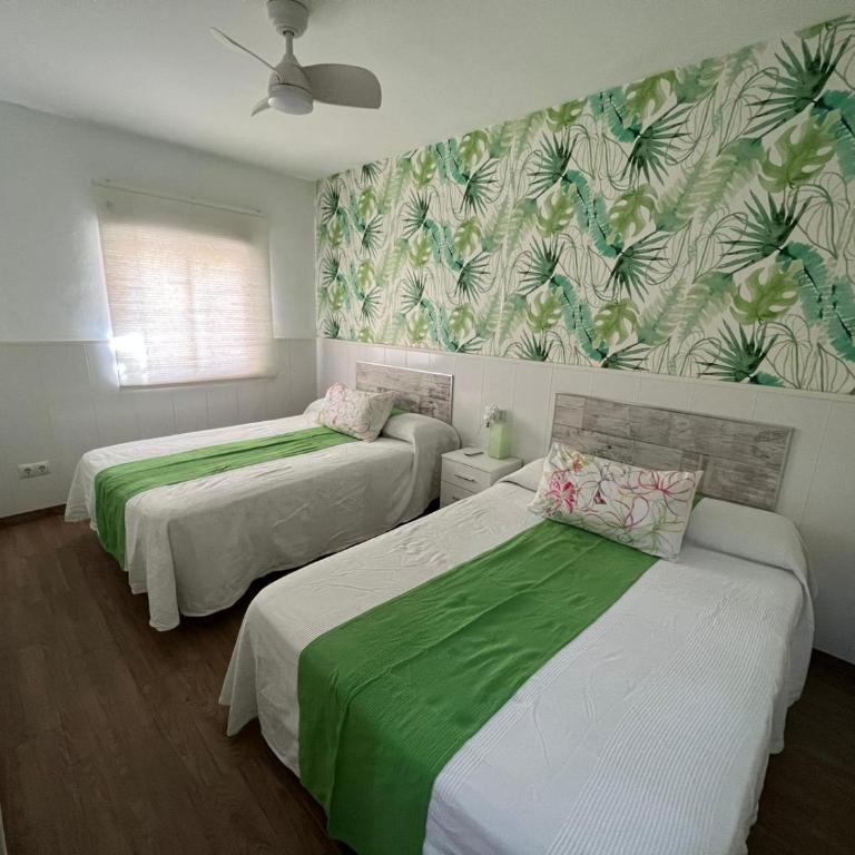 fuengirola los boliches playa - Two-Bedroom Apartment - 6