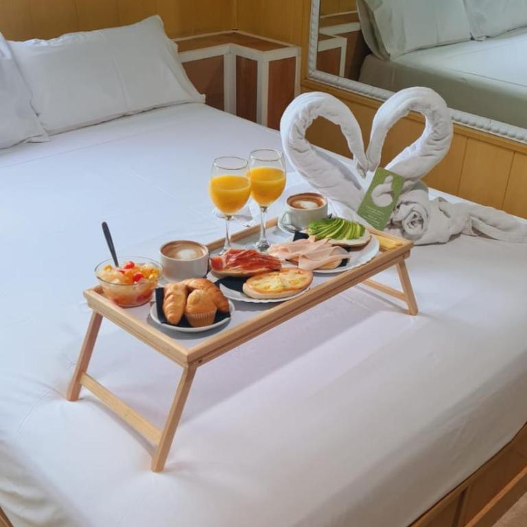 Hostal Avenida Andalucia - Solo Adultos - Habitación Doble Deluxe - 1