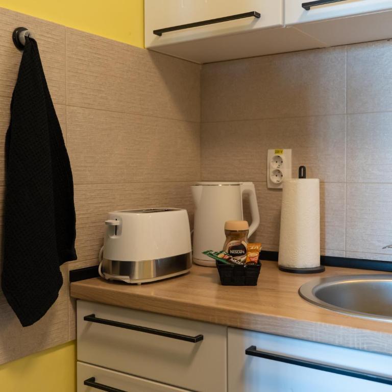 Green Apple Apartment - One-Bedroom Apartment - 15