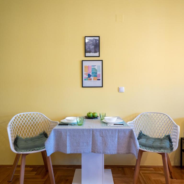 Green Apple Apartment - One-Bedroom Apartment - 34