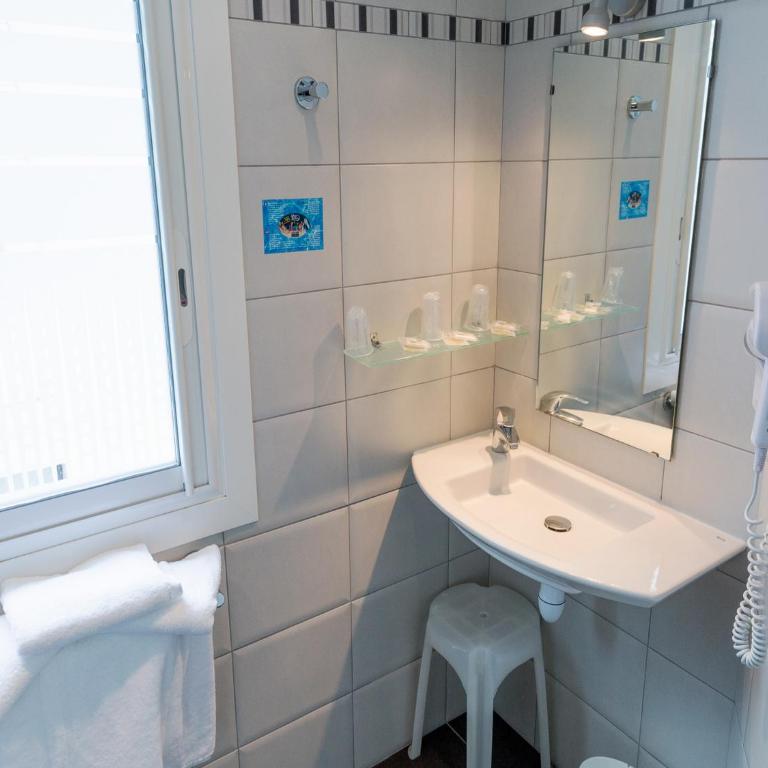 Hôtel Irlande - Chambre Quadruple - 7