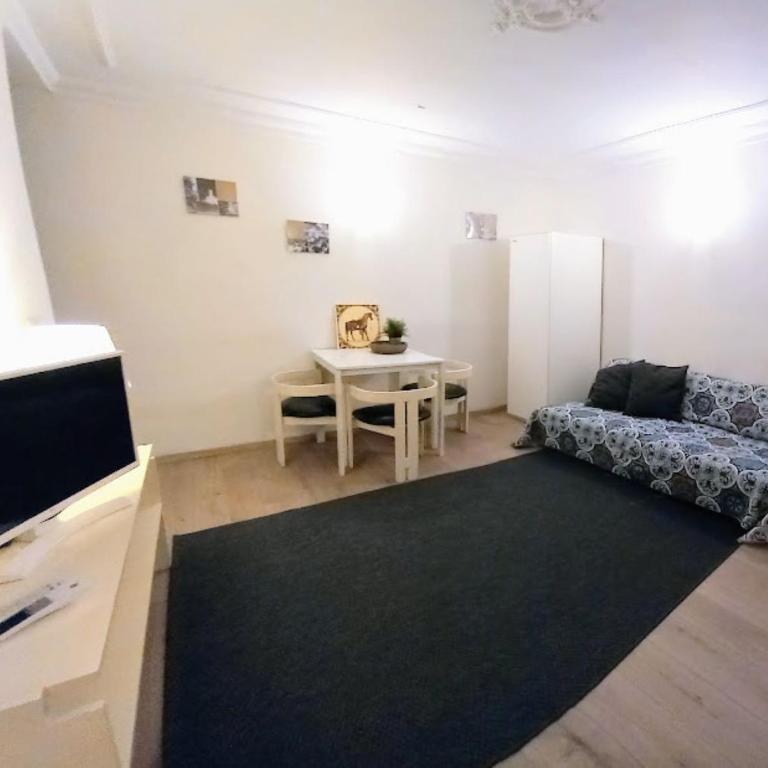 Casa Bianca - Centro Città e due minuti a piedi dalla Metro - One-Bedroom Apartment - 18