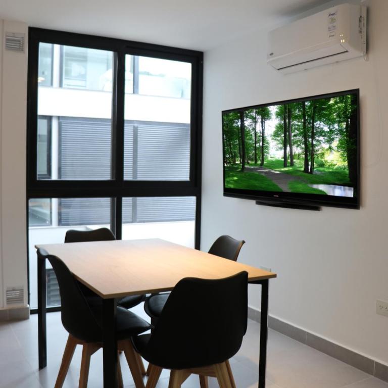 Convenient One Bedroom Condo w/ elevator - Loft - 5