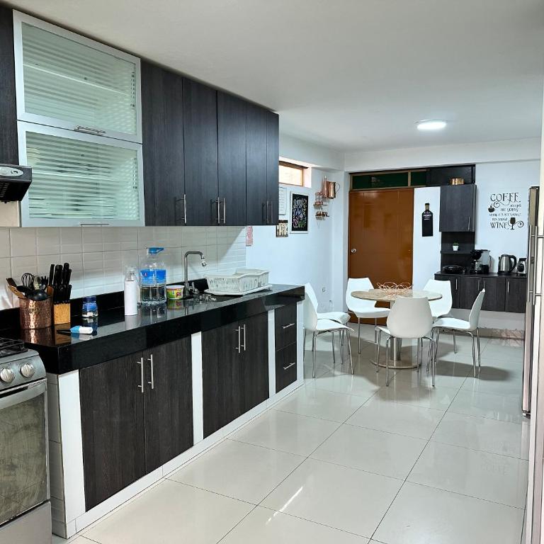 Casa en San Fernando Pachacamac - Casa de 5 dormitorios - 26