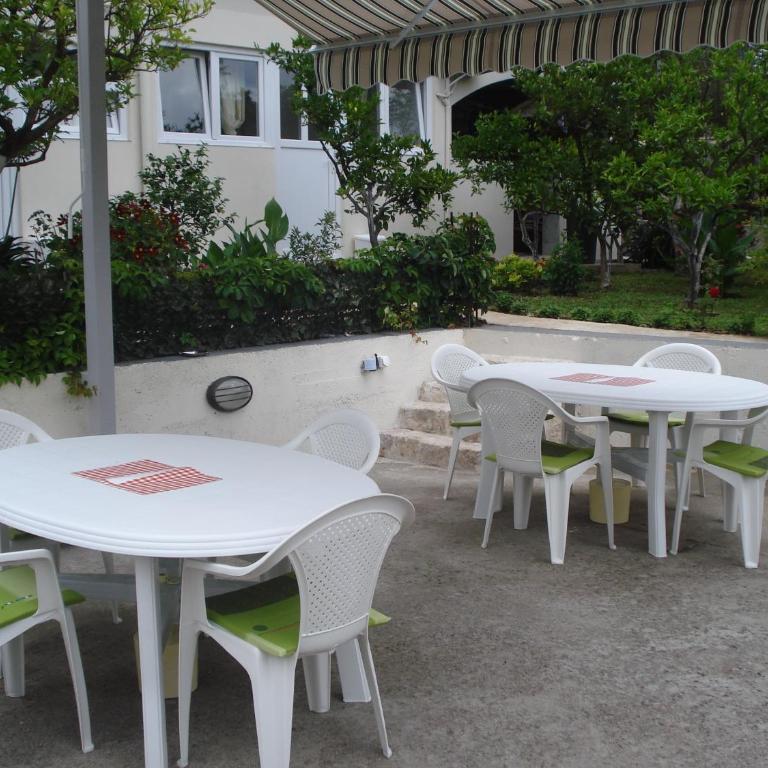 Kotor Kelly Apartments - Apartment with Garden View - 11