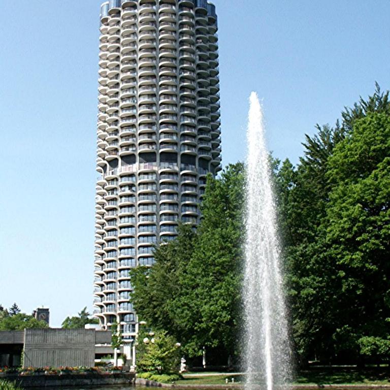 Design-Apartment I Hotelturm Augsburg I Etage 26 I Boxspring I Ausblick - One-Bedroom Apartment - 2