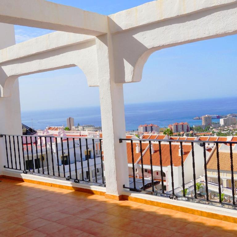 2-bedroom 4-star apartment in Los Christianos - Apartamento de 2 dormitorios con vistas al mar - 11