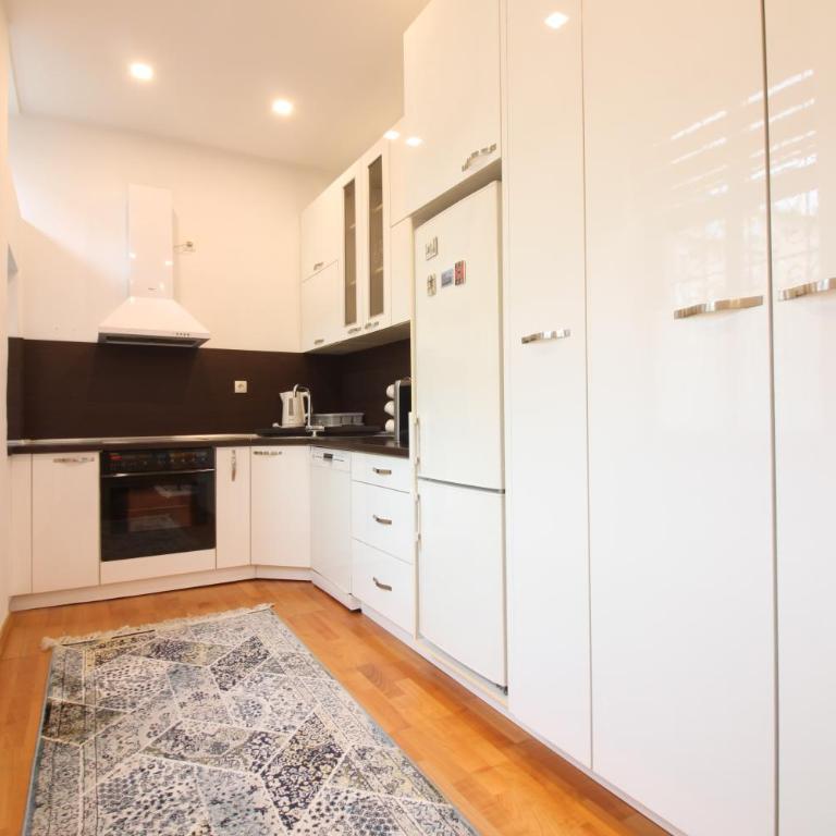 City Residence Apartment - Apartman sa 2 Spavaće Sobe - 7