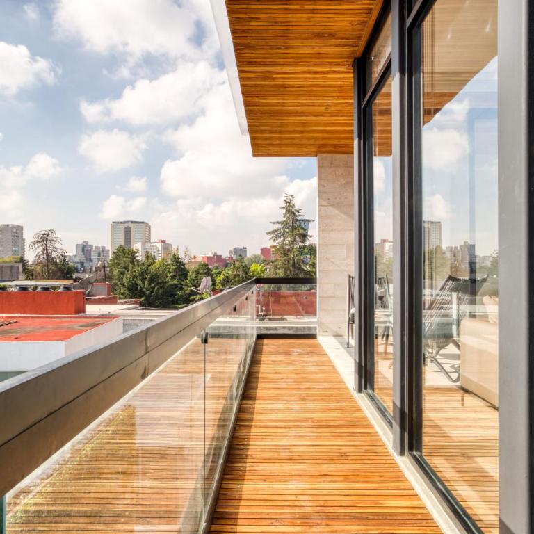 Studio Fenomenal con Balcon Priv and Rooftop whit Jacuzzi - Penthouse with a Private Jacuzzi - 10