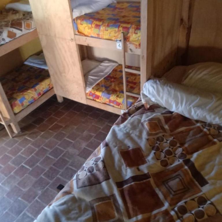 Rossco Hostel & Hotel - Bed in 8-Bed Dormitory Room - 6