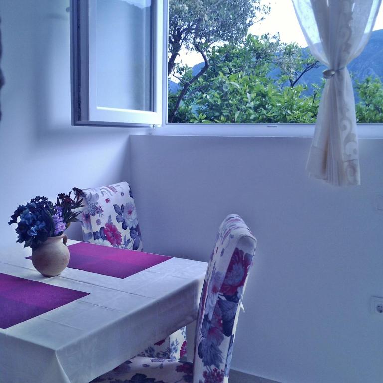 Kotor Kelly Apartments - Apartment with Garden View - 3