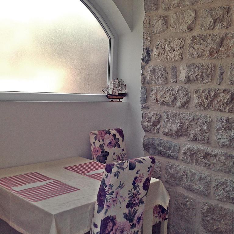 Kotor Kelly Apartments - Studio - 8