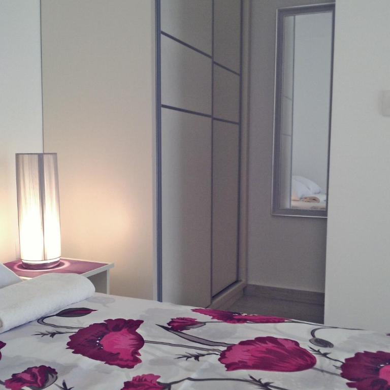 Kotor Kelly Apartments - Studio - 12