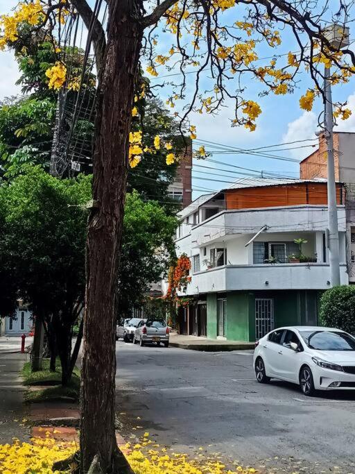 Apartamento independiente con terraza en Belén cerca a Laureles - Apartamento de 3 dormitorios - 16