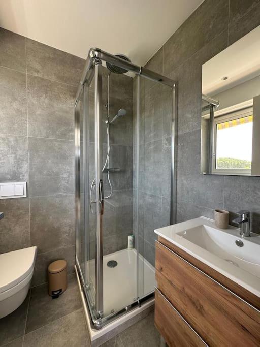 NEUF - Appartement neuf proche plages - Clim, WIFI - Appartement 3 Chambres - 16