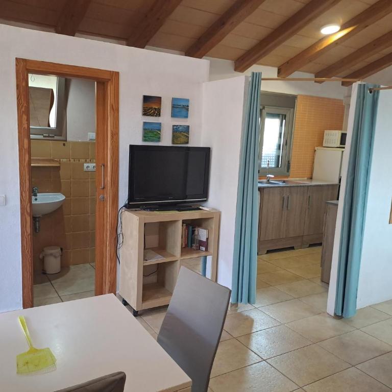 Caseta del Riu - One-Bedroom House - 8