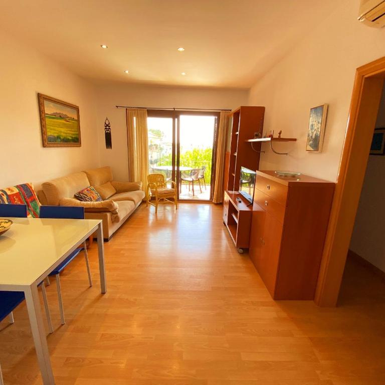 Apartament gran amb pàrquing a 5 min del centre - Apartamento de 3 dormitorios - 2