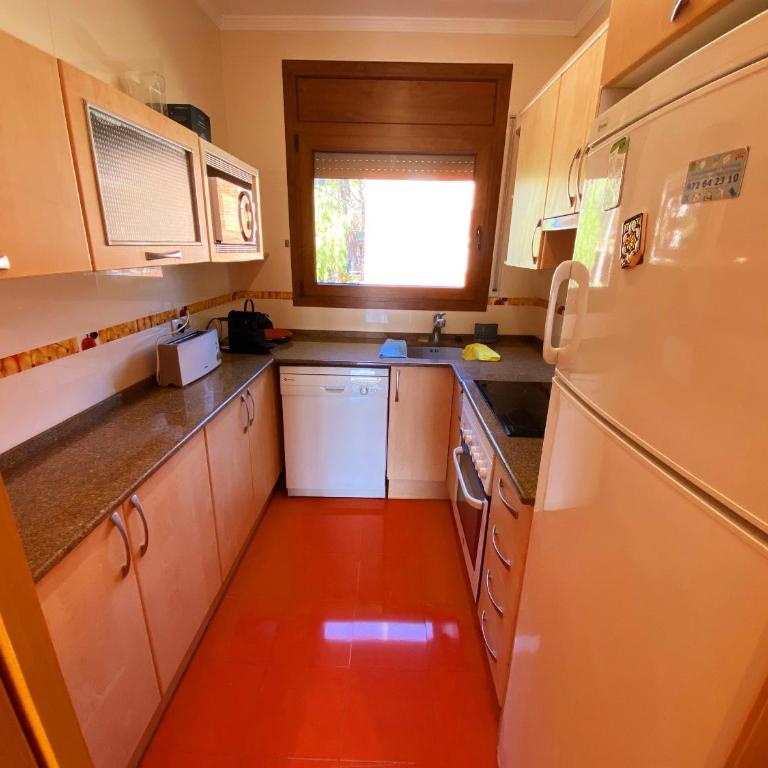 Apartament gran amb pàrquing a 5 min del centre - Apartamento de 3 dormitorios - 6