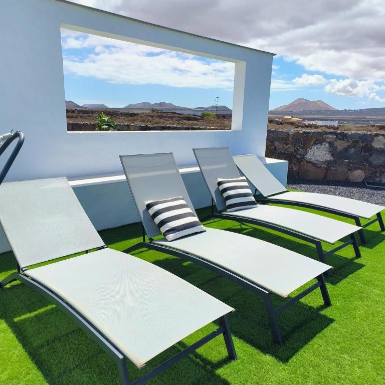 Villa Los Volcanes - Three-Bedroom Villa - 8
